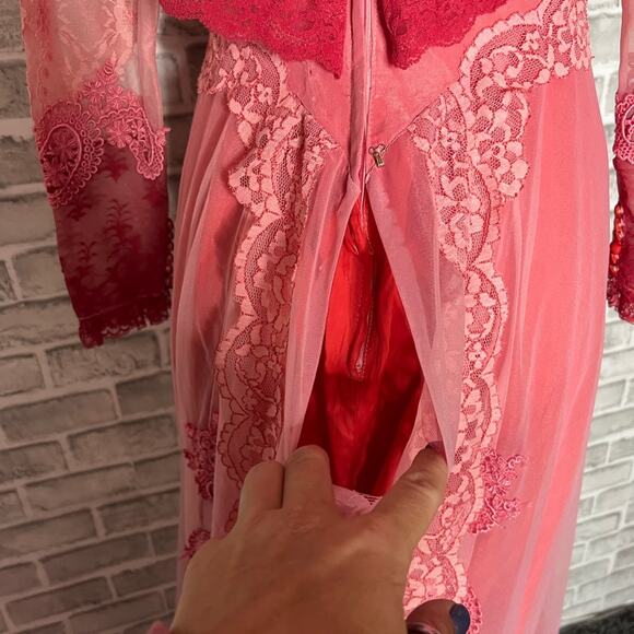Vintage 70s Alfred Angelo Victorian illusion lace ruffle pink red wedding dress - Picture 7 of 16